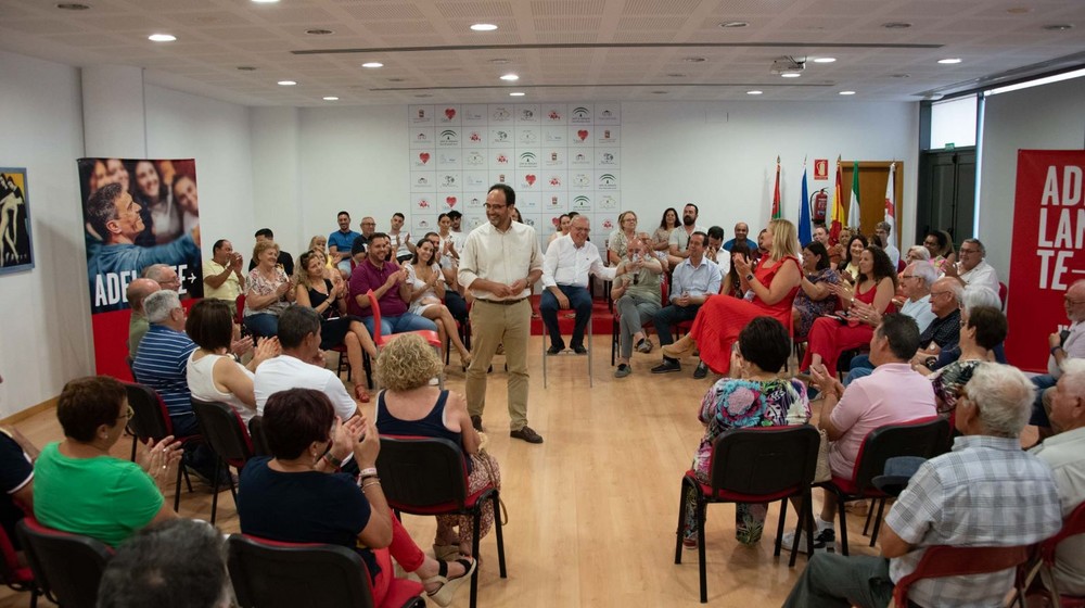 El PSOE promete en Vícar una fiscalización "más justa y progresiva" y ayudas para autónomos y pymes