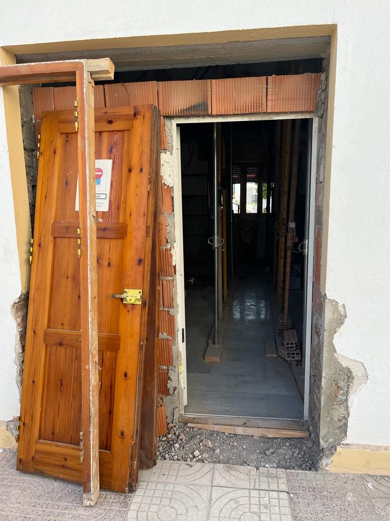 Comienzan las obras de mejora de accesibilidad en el Ayuntamiento de Dalías