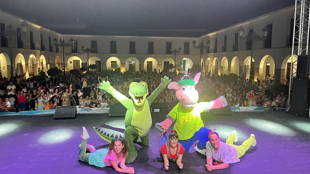 Cantajuego marca el inicio de los Festivales de la Feria de Berja 2023