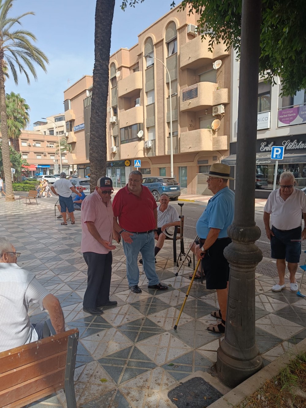 Manolo García urge a concluir la reforma del Paseo de los Baños y reclama mejoras en la Plaza de Motrico