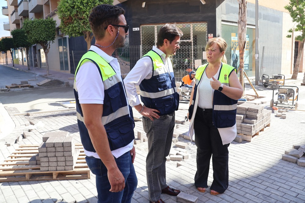 Adecuación de espacios urbanos, itinerarios peatonales y mejora de la accesibilidad en diez nuevas calles de Ejido Centro