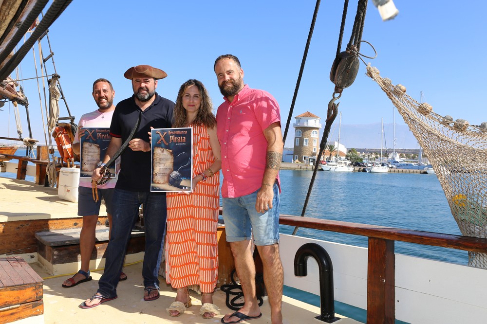 El Desembarco Pirata de Almerimar será más vistoso que nunca en su décimo aniversario: el domingo 13 de agosto en horario nocturno