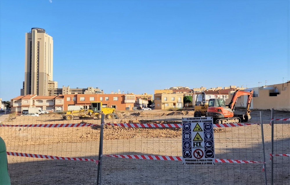 Comienzan las obras del nuevo parque en Ejido Nordeste con pista polideportiva, zona de juegos, calistenia, circuito biosaludable y pistas de petanca