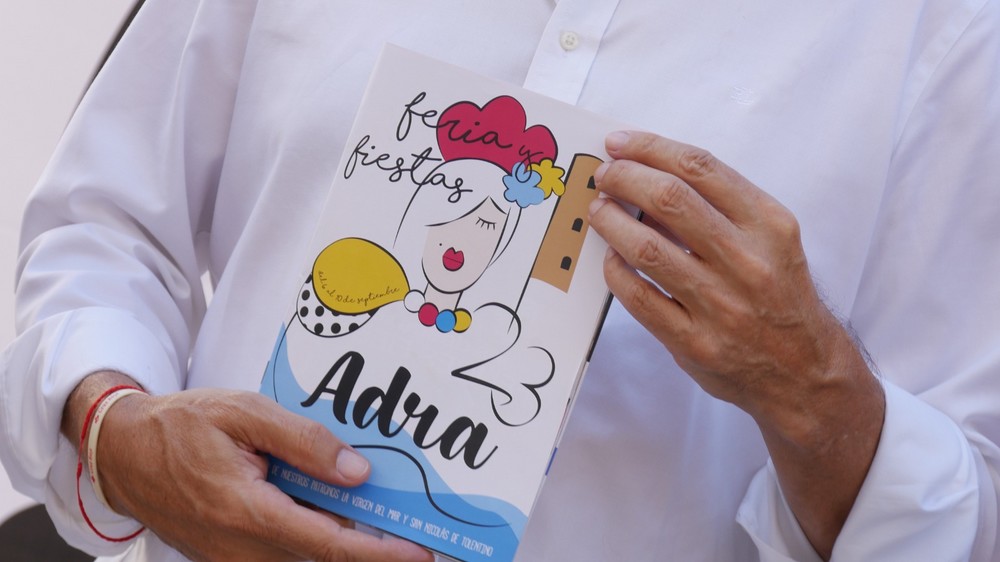 Manuel Cortés presenta una Feria de Adra que apuesta por las actividades tradicionales y con grandes novedades