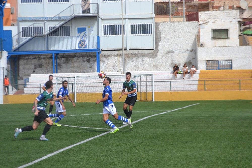 El Poli El Ejido se salva de la derrota en el minuto 90 y de penalti