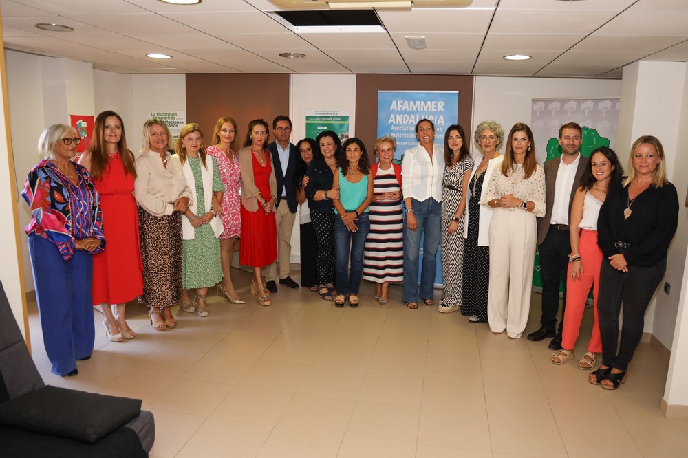 Loles López reivindica el papel de las mujeres rurales en El Ejido