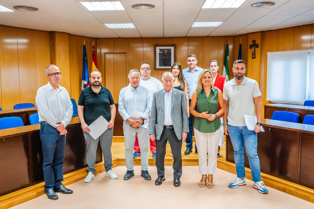 El Ayuntamiento de Roquetas firma de tres convenios de colaboración con entidades sociales por un importe total de 22.000 euros