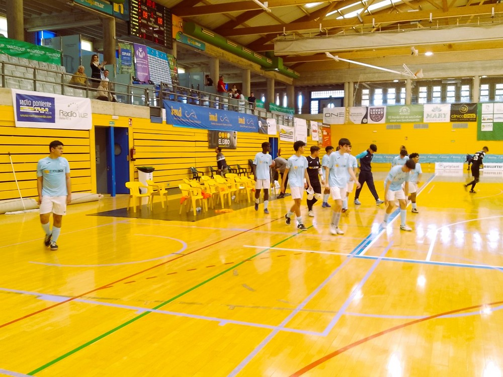 La categoría de plata abre sus brazos al Poli Ejido juvenil de fútbol sala
