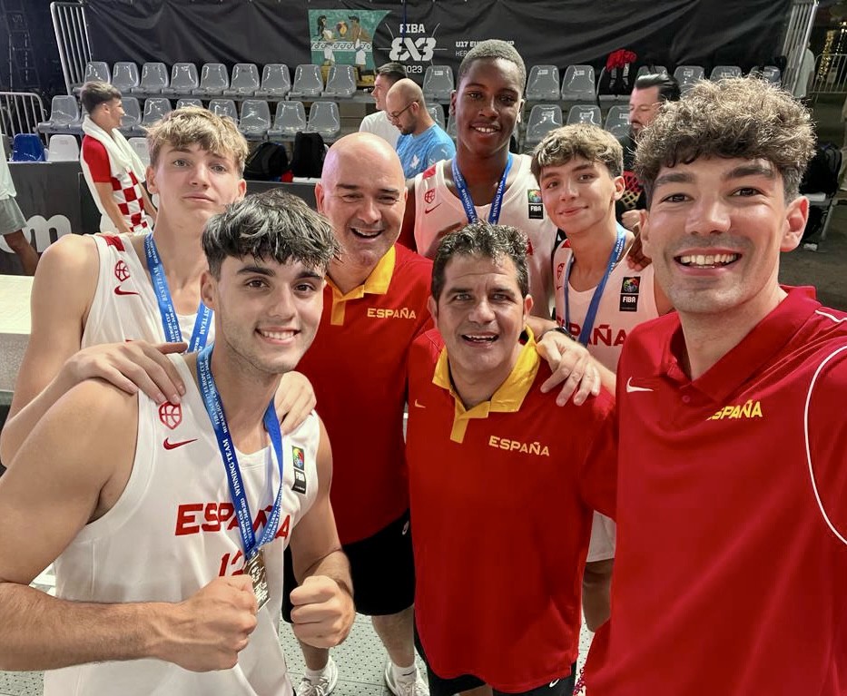 Subcampeonato de Europa para la selección masculina de 3x3 U17 con Raúl Fernández como entrenador