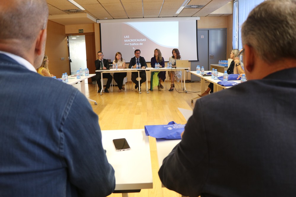 Jueces y fiscales de toda Andalucía reciben formación en El Ejido sobre macrocausas penales