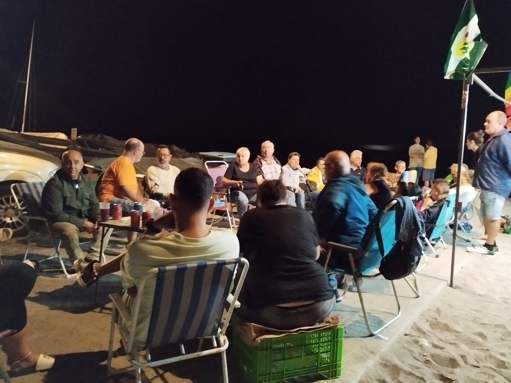 Izquierda Unida de El Ejido abre el curso político con su tradicional Asamblea Moraga en la playa de Balerma