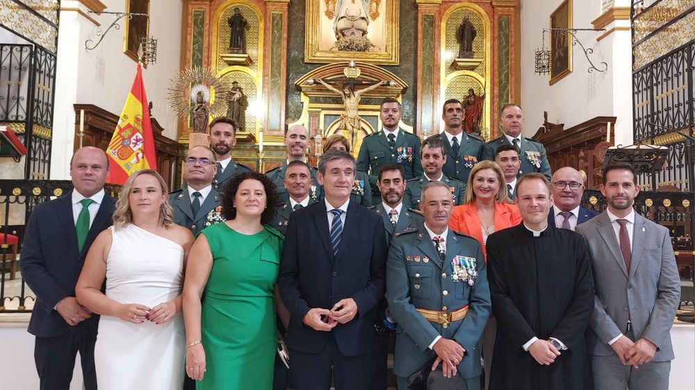 Adra celebró el Día Nacional de España con una misa en honor a la Benemérita