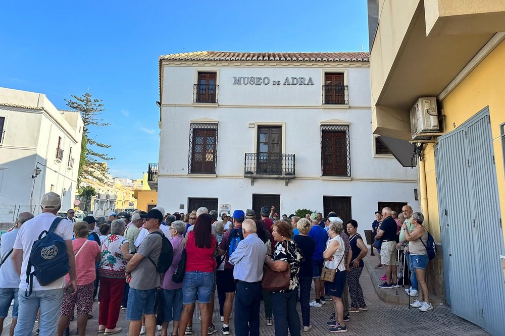 Los lugares emblemáticos de Adra duplican sus visitas durante este verano con respecto al anterior con casi 10.000
