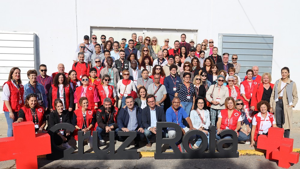 Cruz Roja reúne a más de un centenar de voluntarios en El Ejido durante su encuentro provincial