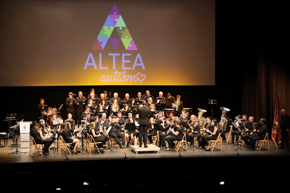 La Coral Lola Callejón de El Ejido y la Banda Municipal de Alcolea ‘ponen voz’ a las personas con autismo