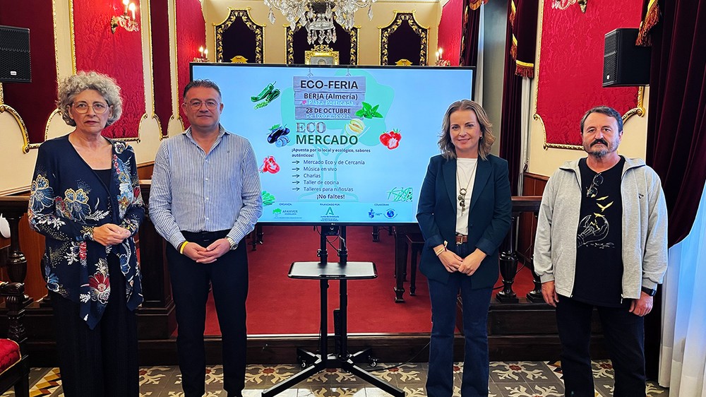 La Eco-Feria llena de actividad este sábado la Plaza Porticada de Berja