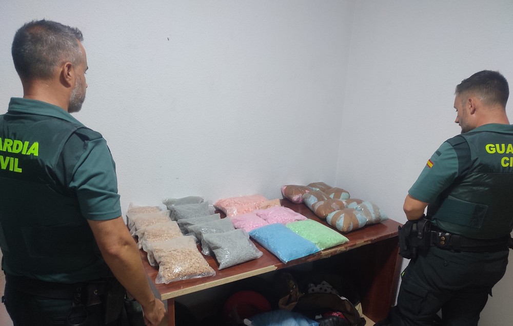 Interceptan 46 kilos de pastillas estupefacientes en el puerto de Roquetas de Mar