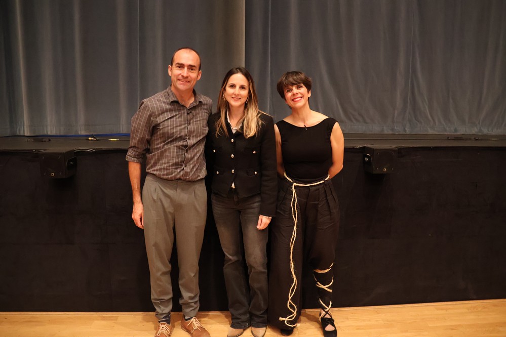 La obra ‘En talleres’ acerca el arte del flamenco a escolares de El Ejido