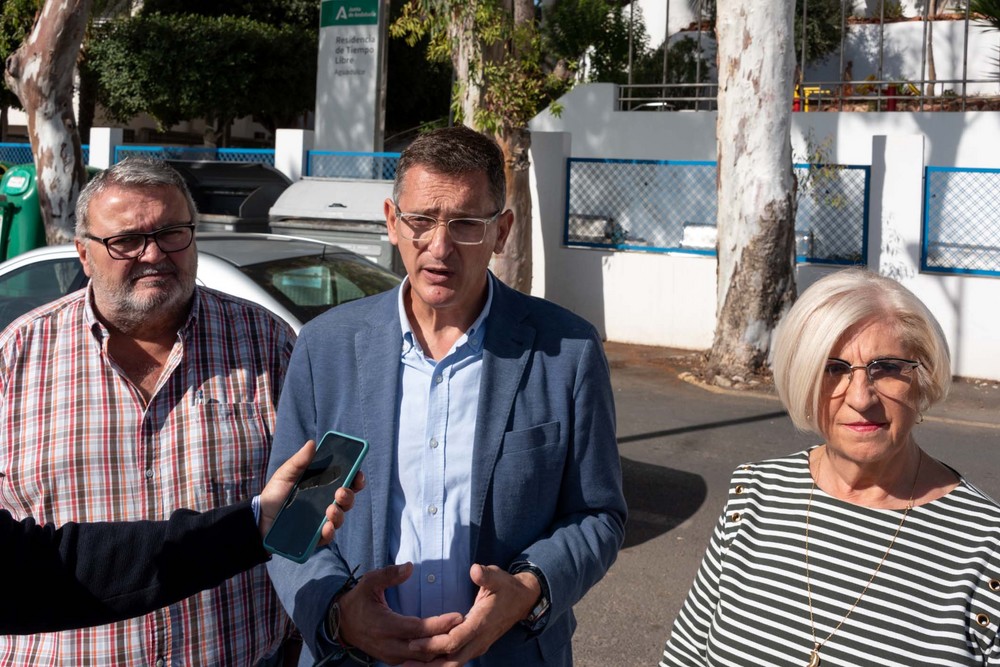 Sánchez Teruel acusa a Juanma Moreno de “buscar negocio” con la residencia de tiempo libre de Aguadulce
