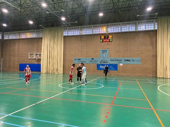 El Poli Ejido CF deja de sumar 3 puntos en su pista frente al Sporting de Almería y terminó empatando