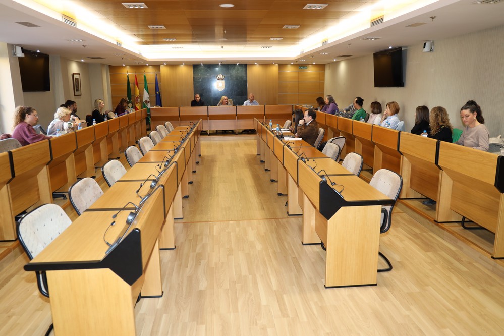El Consejo Municipal de la Discapacidad se amplía con la inclusión de una nueva asociación