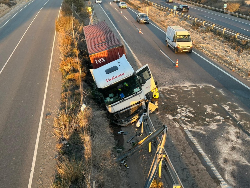 Tres heridos tras dos accidentes consecutivos en la A-7 a su paso por El Ejido