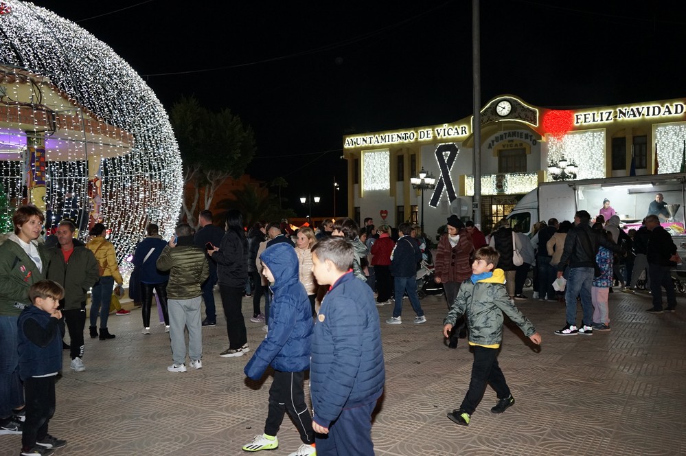 Vícar ya brilla por Navidad