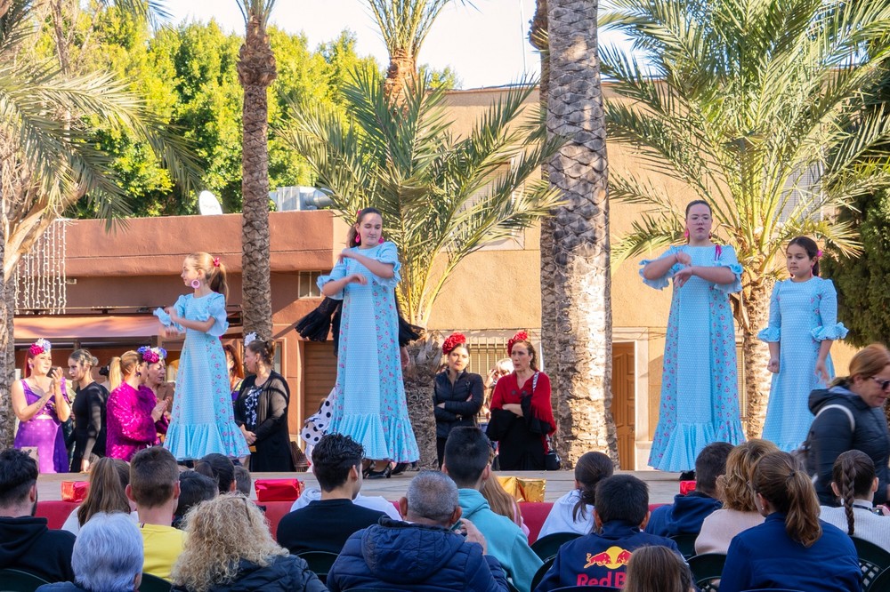 'La Mojonera en Navidad' se llena de música, ilusión, magia y regalos