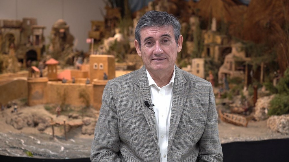 Manuel Cortés felicita la Navidad y desea un próspero 2024 a abderitanos y abderitanas en un vídeo en redes sociales