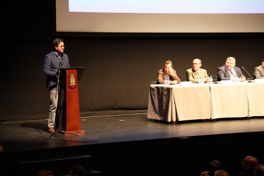 Góngora repasa los retos del sector agrícola para seguir mejorando el modelo productivo, en la presentación del Anuario de FH Almería