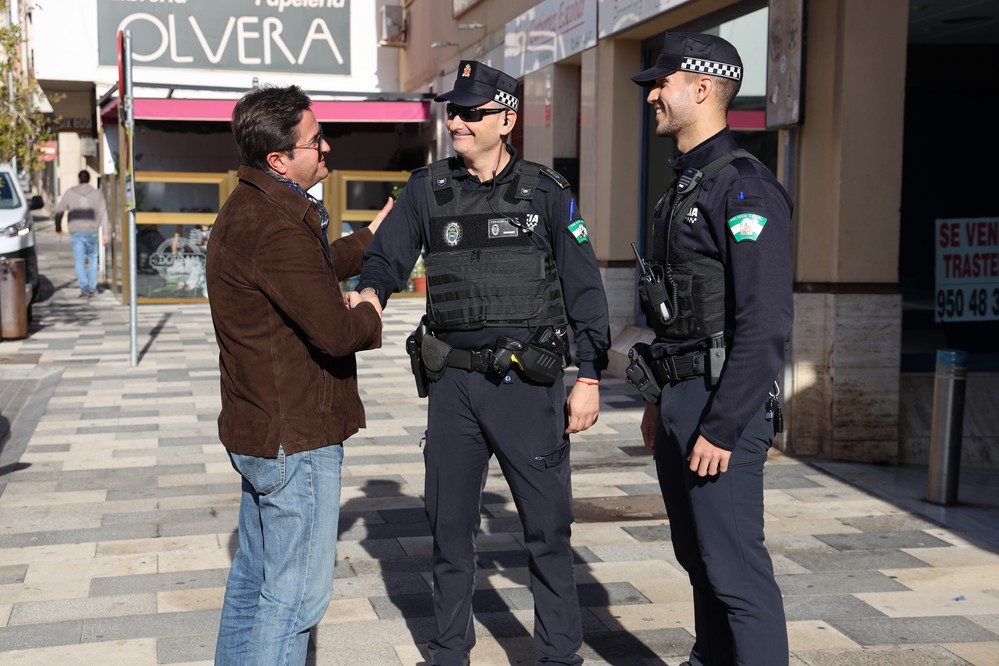 El plan ‘Comercio Seguro’ refuerza la presencia a pie de la Policía Local de cara a las ‘encargos’ de regalos a los Reyes Magos