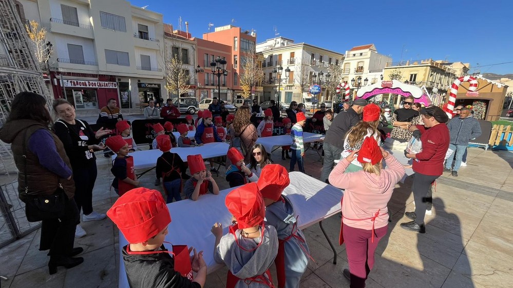 Berja finaliza los talleres de Navidad con más de trescientos participantes