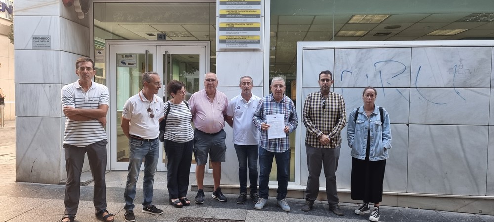La Mesa de Trabajo le ‘pide la hora’ a Costas sobre los estudios y proyectos para salvar la playa de Balerma
