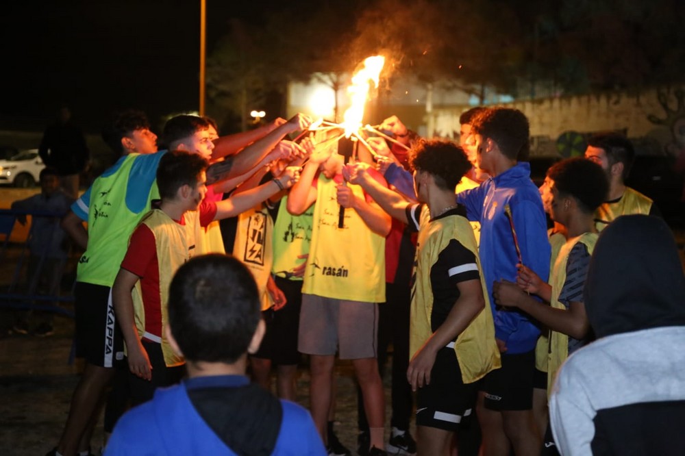 Las tradicionales hogueras de San Antón prenderán este fin de semana en San Agustín y el próximo en Santa María del Águila