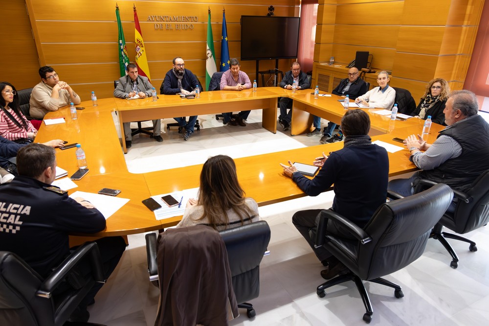 Reunión de coordinación y planificación del nuevo año con todas las Juntas Locales de El Ejido