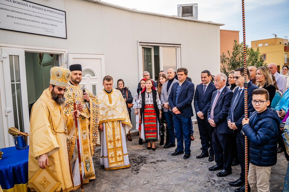 El Obispo de la Iglesia Ortodoxa Rumana de España y Portugal, Timotei Lauran, visita Roquetas de Mar