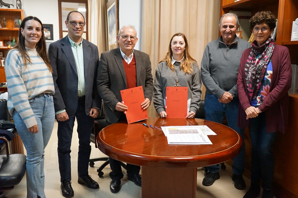 El Ayuntamiento de Vícar y Eurosol acuerdan el suministro de hortalizas a la Escuela Infantil Las Azucenas
