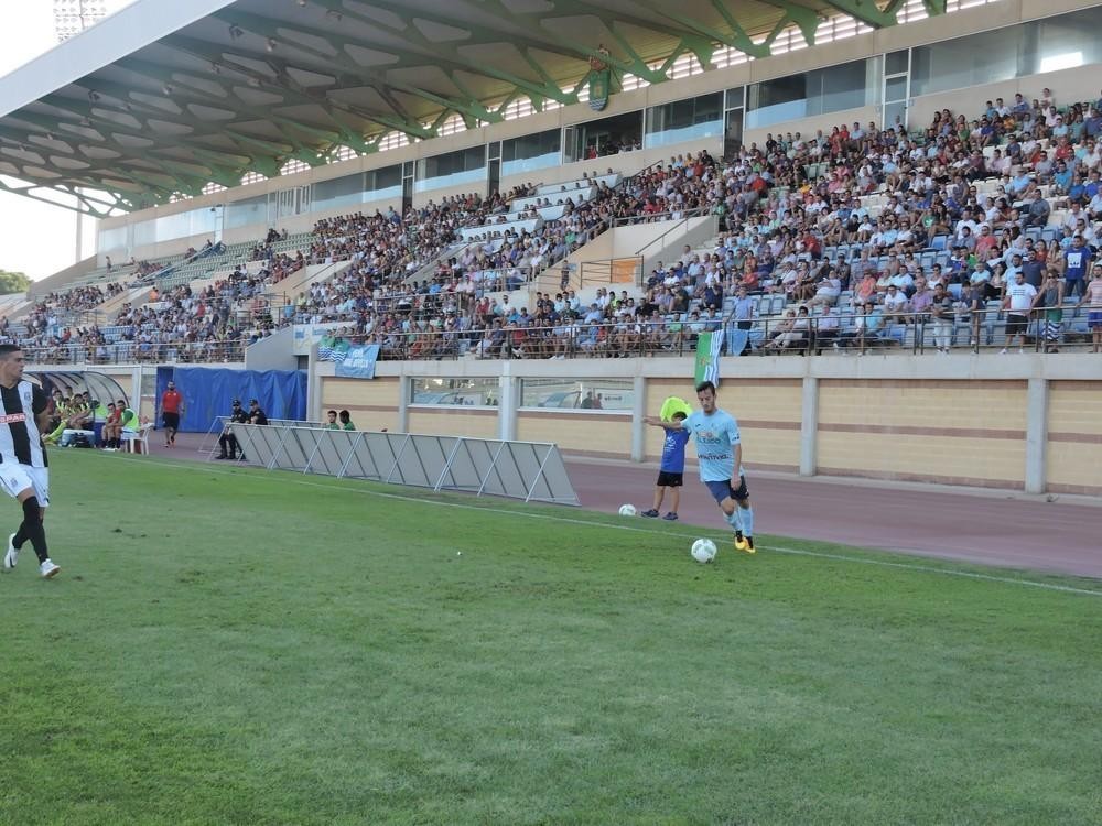 Góngora 'apuesta' por la unificación del fútbol ejidense
