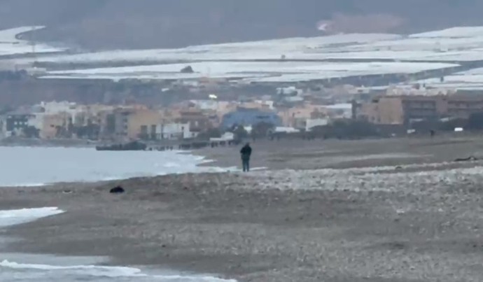 Nuevo desembarco de pateras en Balerma
