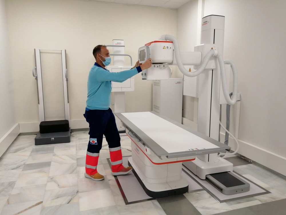 El Distrito Sanitario Poniente renueva siete salas de rayos X con una inversión de 1.200.000 euros