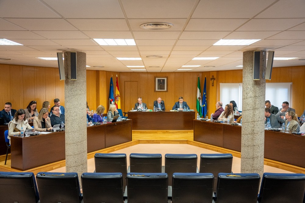 El pleno aprueba el II Plan de Igualdad entre mujeres y hombres del Ayuntamiento de Roquetas de Mar