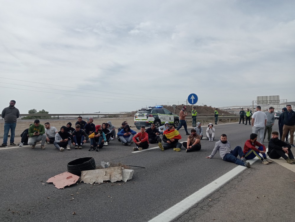 Dos detenidos en la jornada de protestas del campo en el Poniente