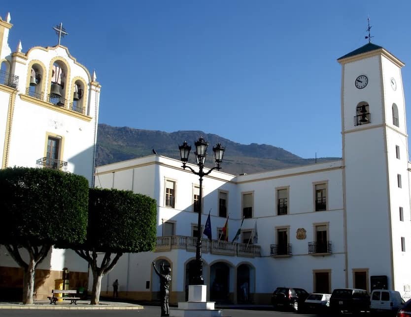 Unanimidad en el Pleno de Dalías para El Pleno de Dalías para pedir que la caza de la perdiz sea BIC