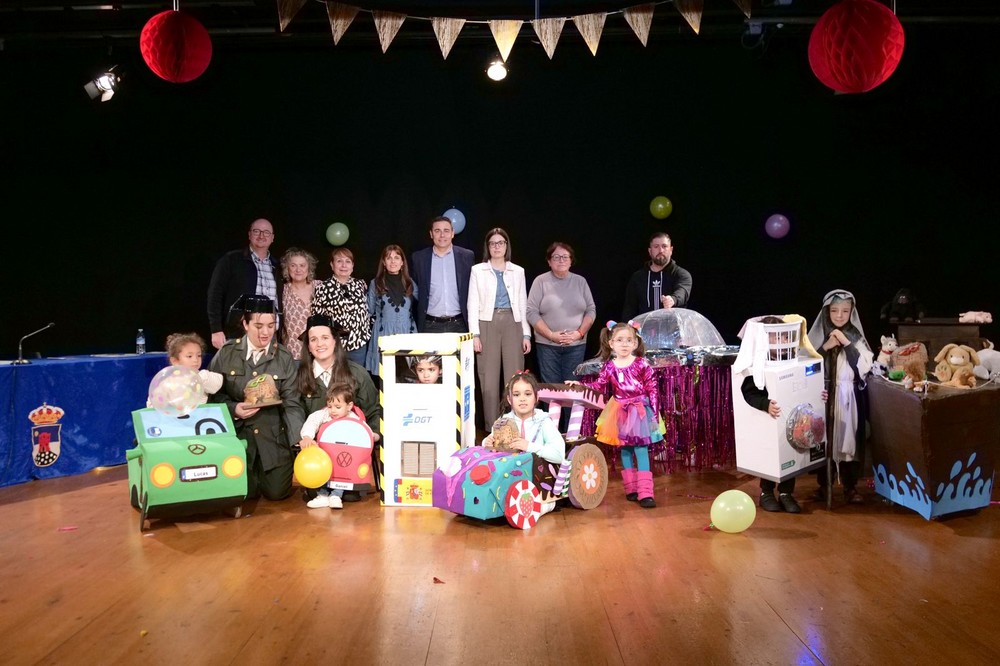 Gran participación en la Pasarela Infantil de disfraces de Roquetas de Mar celebrada en la Biblioteca
