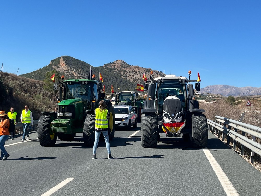 Continúan Las protestas de los agricultores