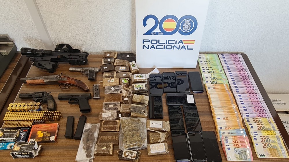 Desmantelan una banda de narcotraficantes afincada en Vícar