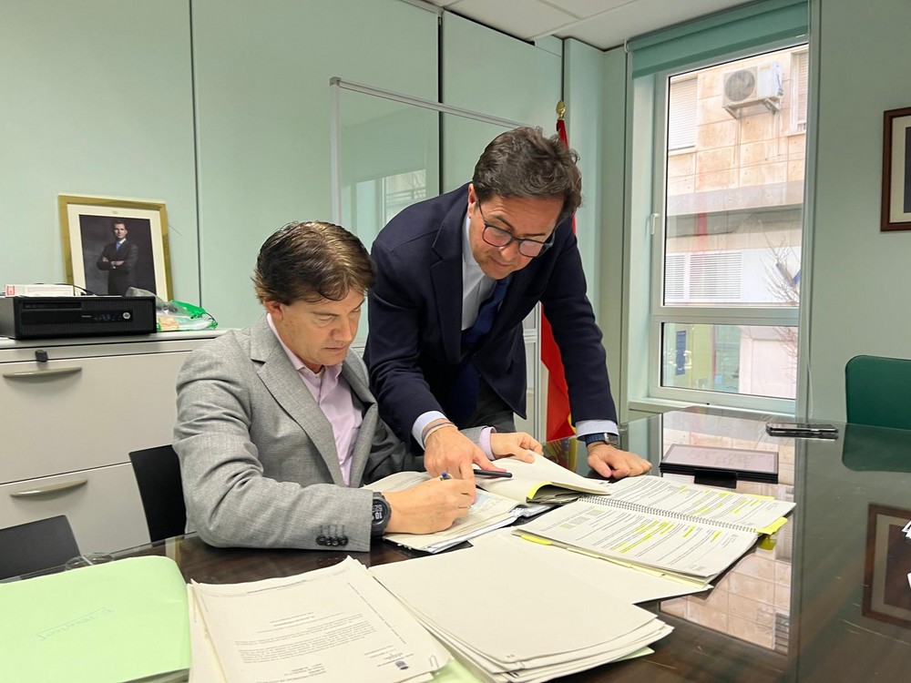 Góngora solicita a Costas agilidad en los plazos de ejecución del proyecto de recuperación de la Playa de Balerma, que quede exento de la evaluación de impacto ambiental para evitar nuevos retrasos