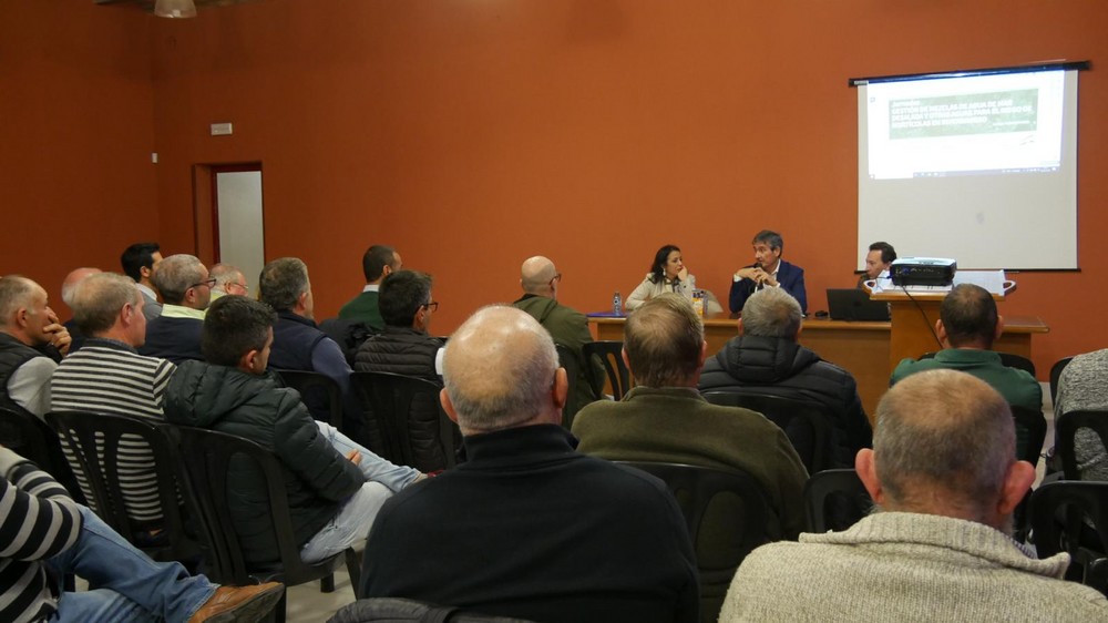 Manuel Cortés inaugura las jornadas sobre el agua para el riego organizadas por IFAPA en Adra