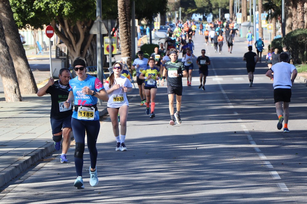 María Escudero y Youness Belyamna, ganadores de la XVII Media Maratón ‘Ciudad de las Hortalizas’