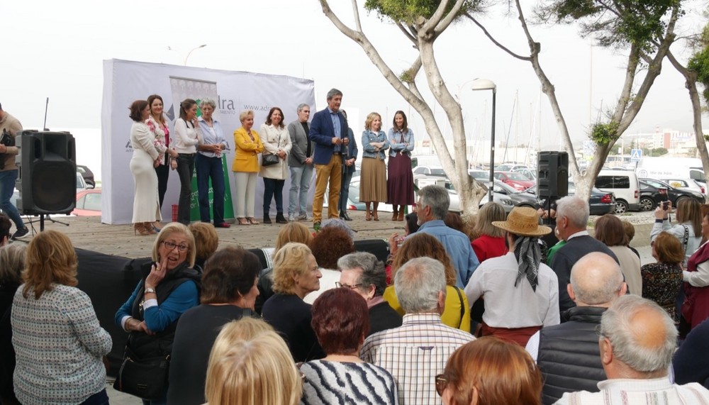 Lleno absoluto en el Parque del Puerto de Adra en la celebración de la ‘Ecoferia’ de AFAMMER